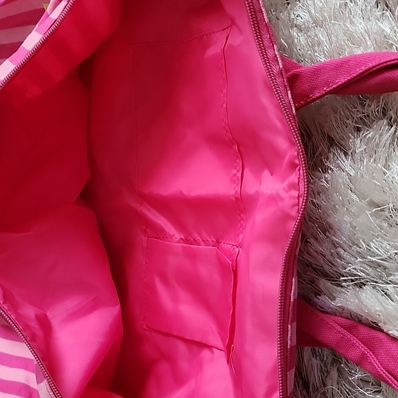 NWT Victorias Secret duffle - Picture 2 of 3